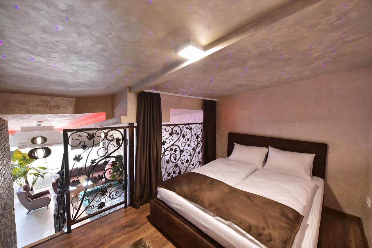 Garnet Hotel & Event Centar Ρούμα Εξωτερικό φωτογραφία