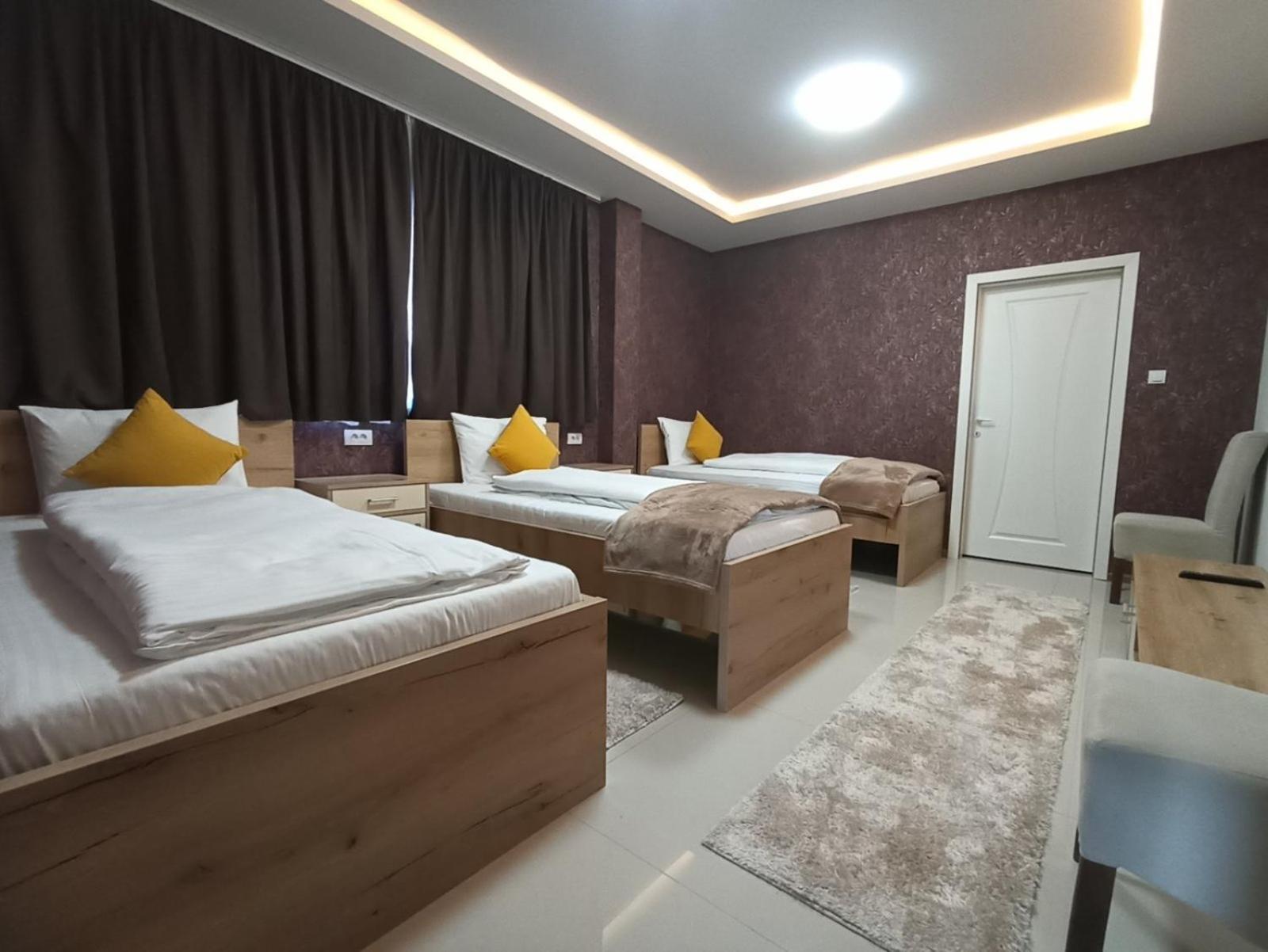 Garnet Hotel & Event Centar Ρούμα Εξωτερικό φωτογραφία