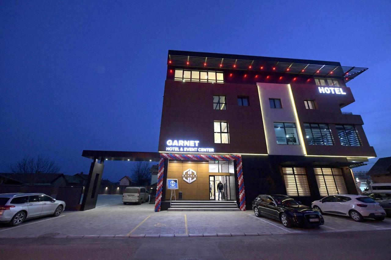 Garnet Hotel & Event Centar Ρούμα Εξωτερικό φωτογραφία